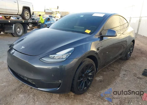 2021 Tesla Model Y Long Range Dual Motor All-Wheel Drive from USA, damaged, VIN 5YJYGDEE2MF286029